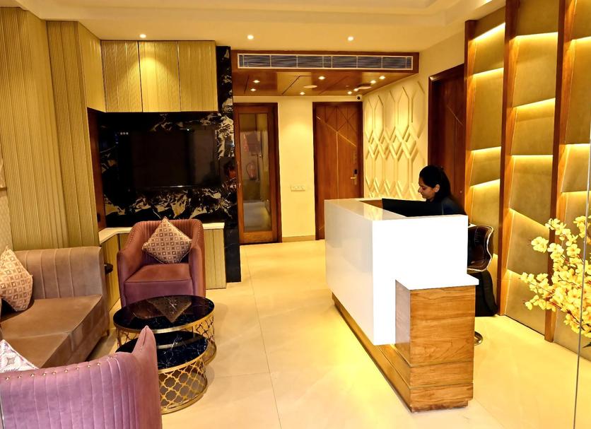 Front desk Photo