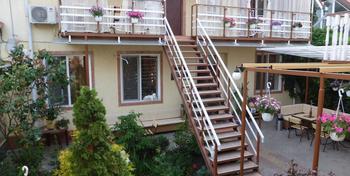 ApartHotel Dom - Odessa - Building