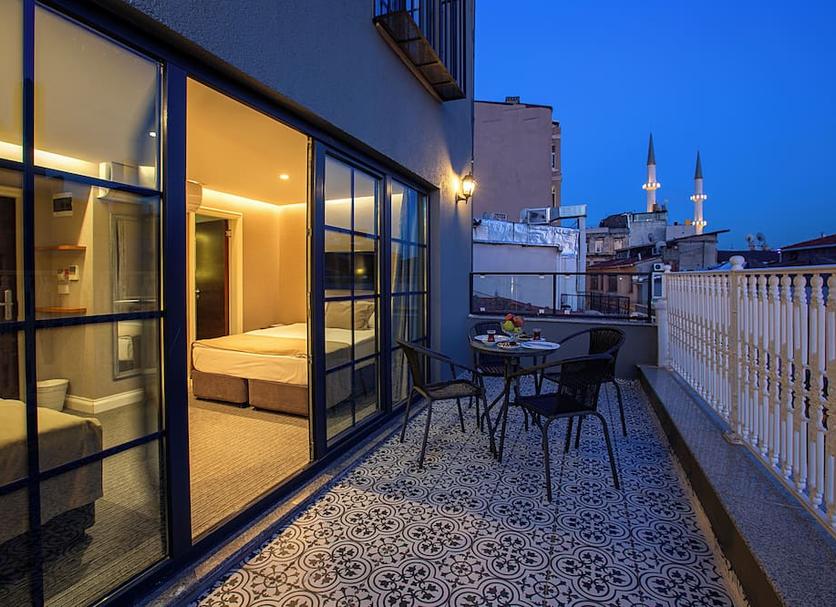 Balcony Photo