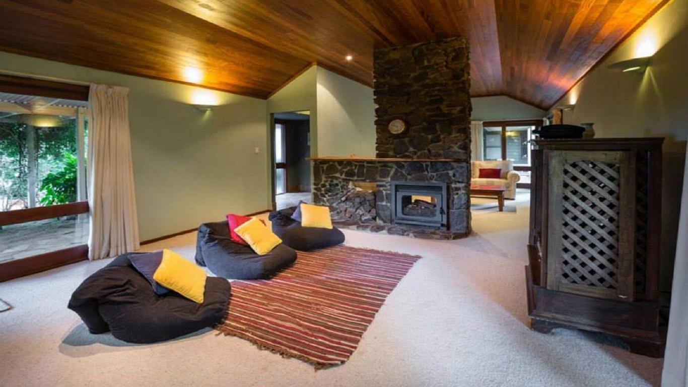Mt Glorious Getaways
