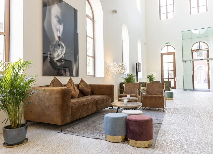 Lobby Photo