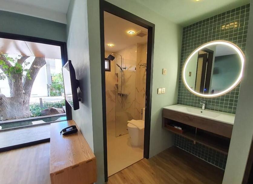 Bathroom Photo