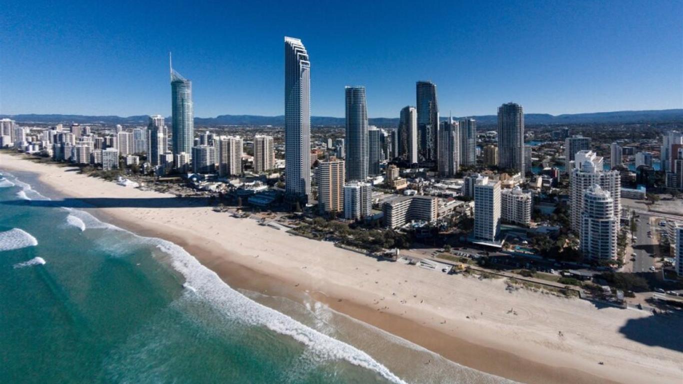 Broadwater Shores Waterfront Apartments