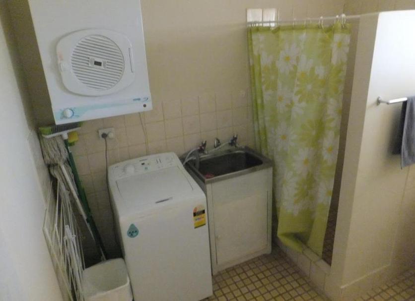 Laundry facility Photo