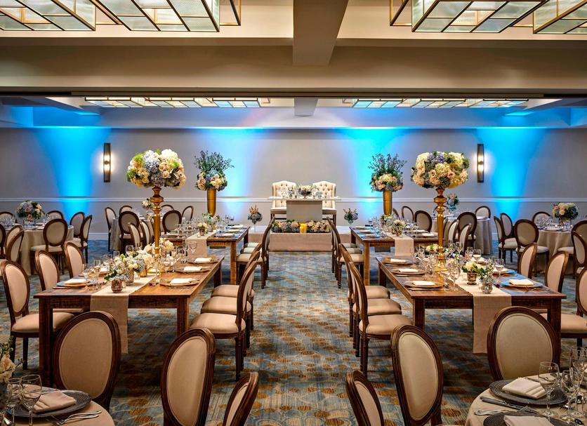 Banquet hall Photo