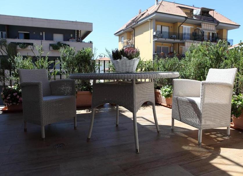 Balcony Photo