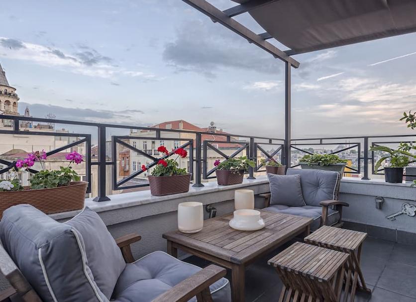 Balcony Photo