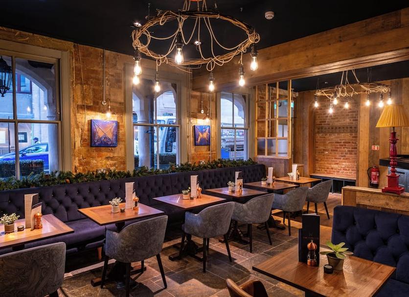 Restaurant Photo