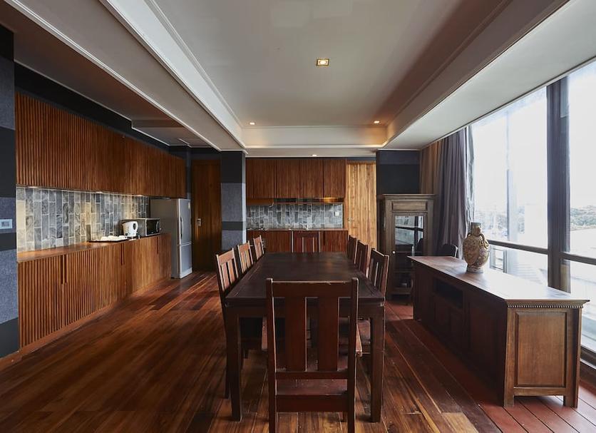 Dining room Photo