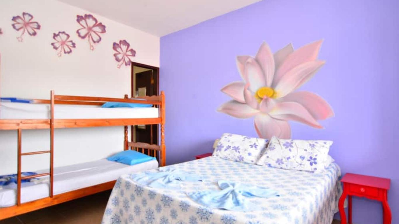 Mar dos Anjos Central Hostel