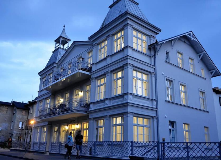 Building Photo