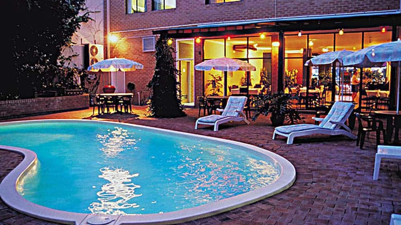 Perth City Apartment Hotel