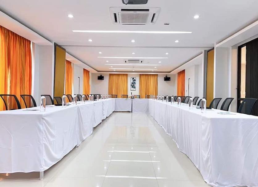 Conference room Photo