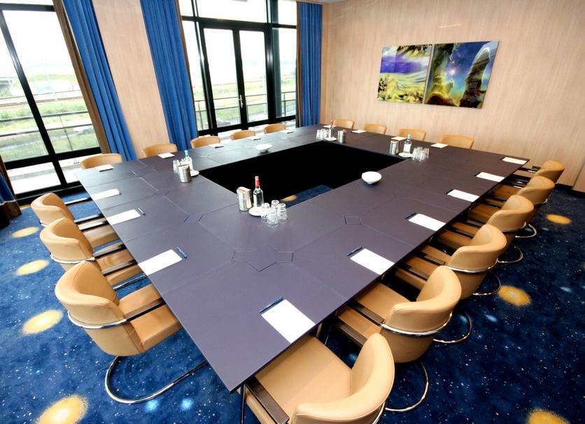 Conference room Photo