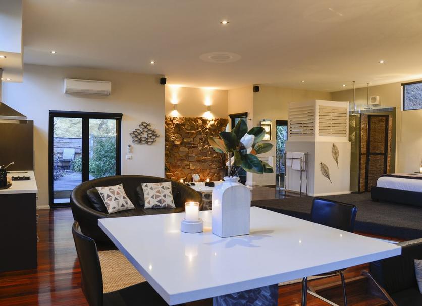 Dining room Photo