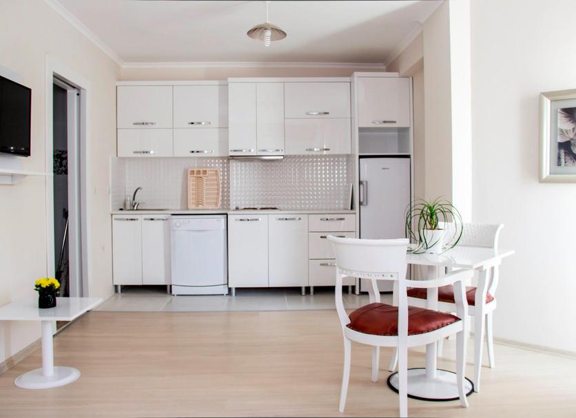Kitchen Photo