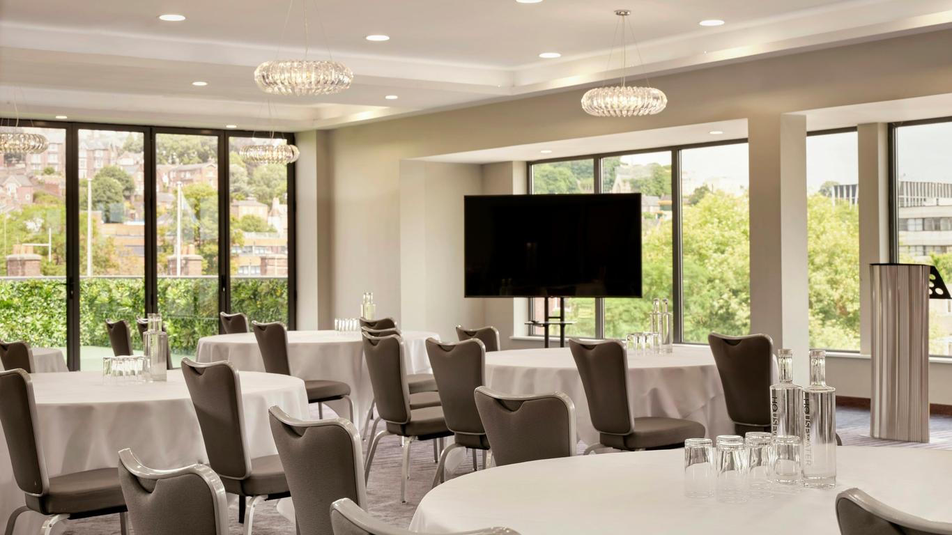 DoubleTree by Hilton Lincoln