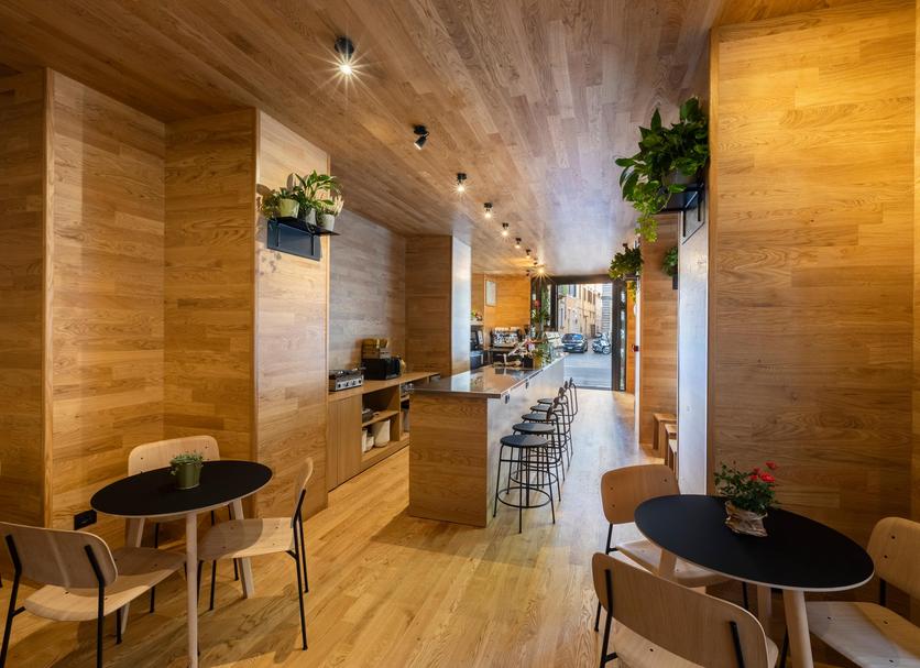 Restaurant Photo