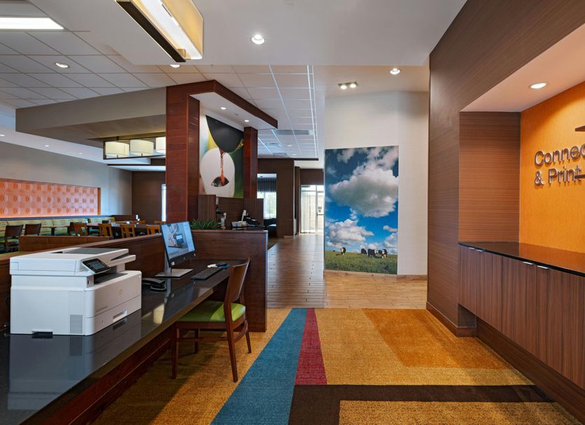 Front desk Photo