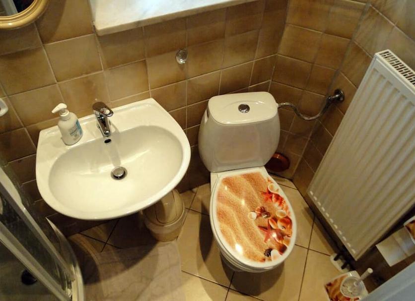 Bathroom Photo
