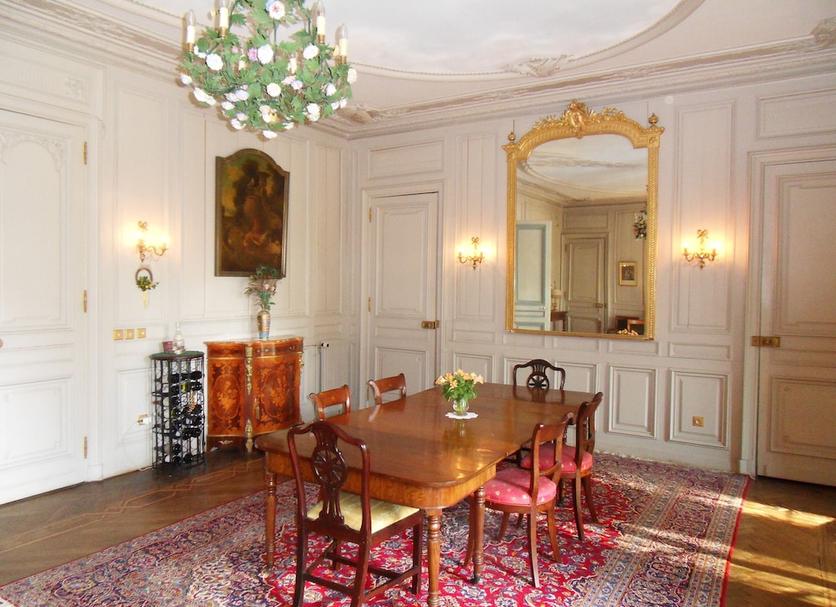 Dining room Photo