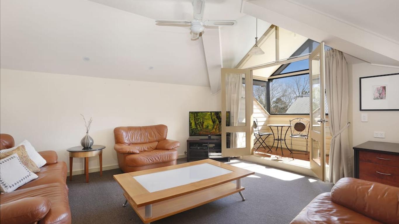 Briars Country Lodge