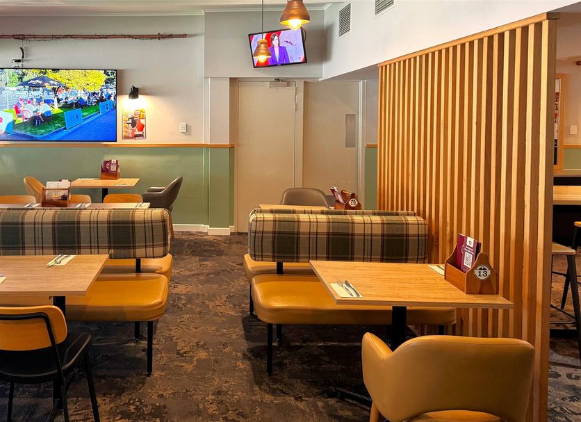 Restaurant Photo