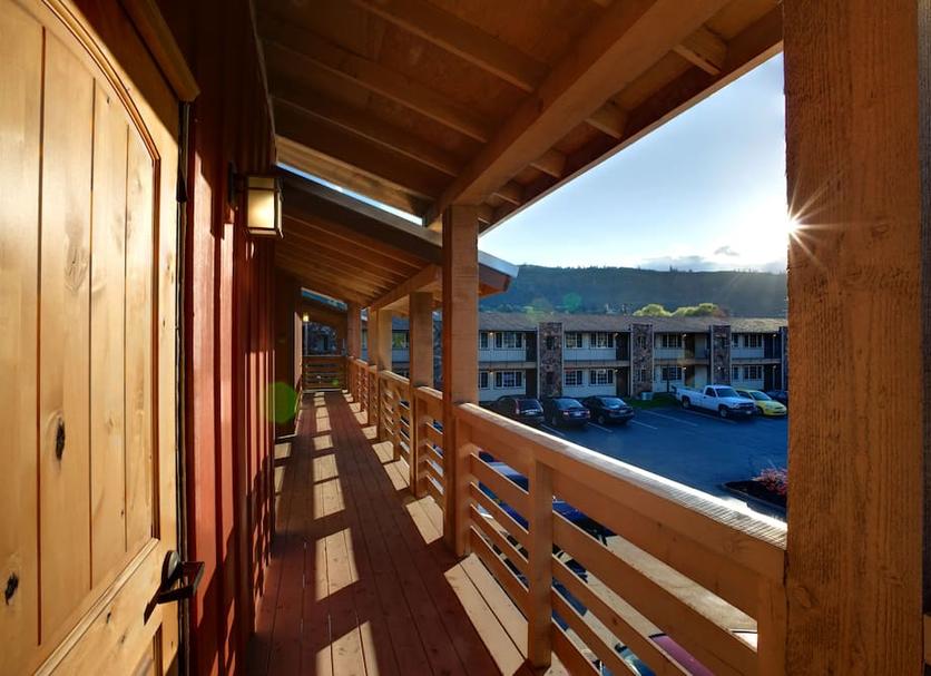Balcony Photo