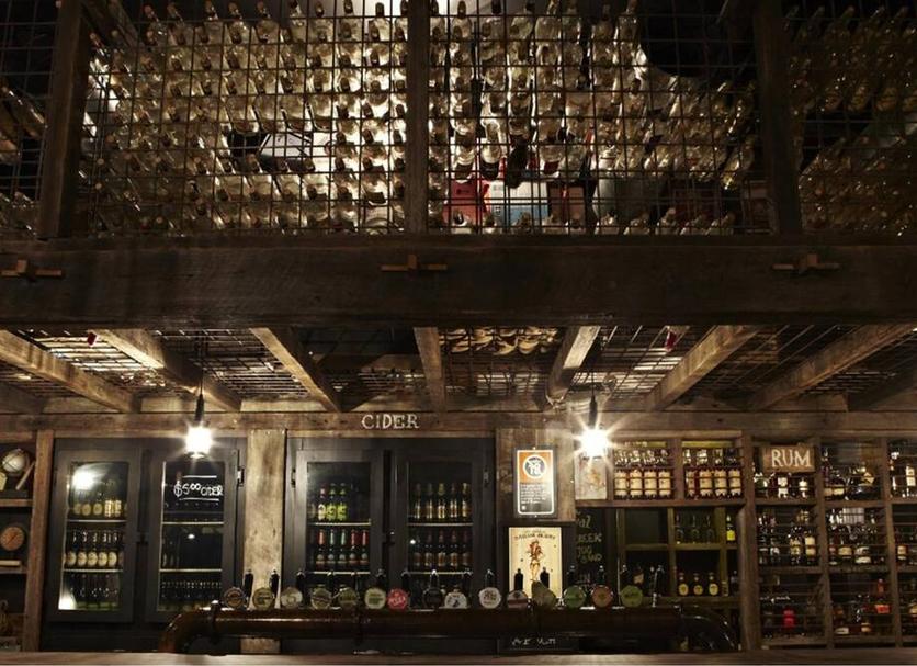 Bar Photo