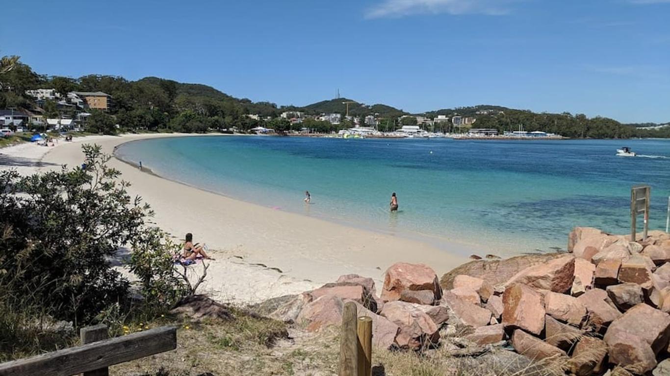 Nelson Bay Breeze Holiday Apartments