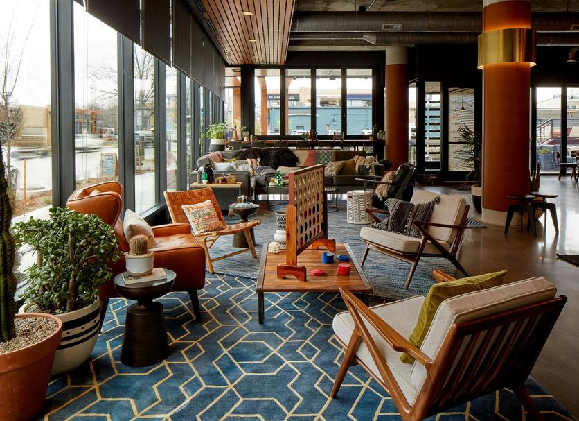 Lounge Photo
