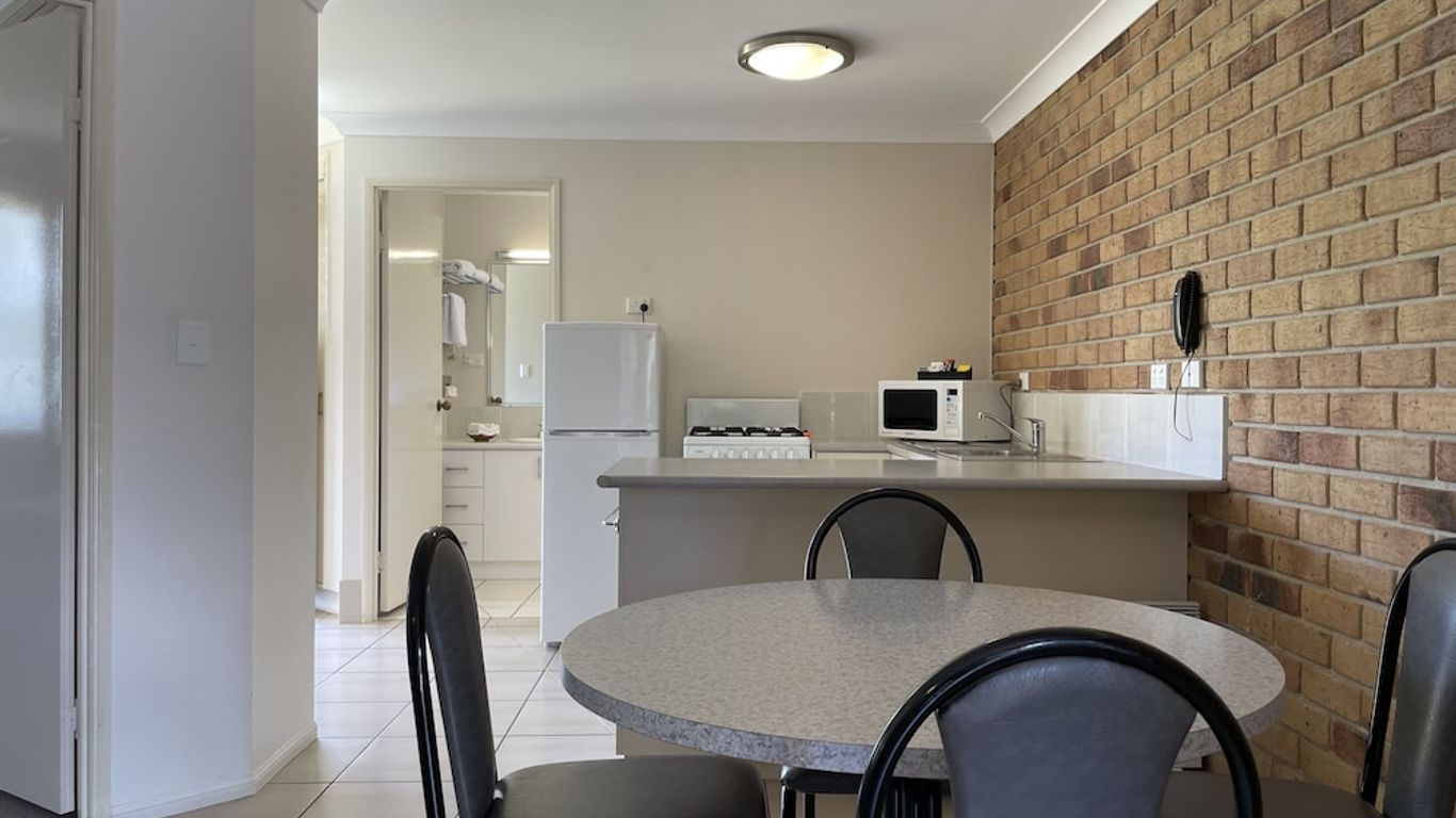 Crows Nest Motel 163. Crows Nest Hotel Deals & Reviews KAYAK