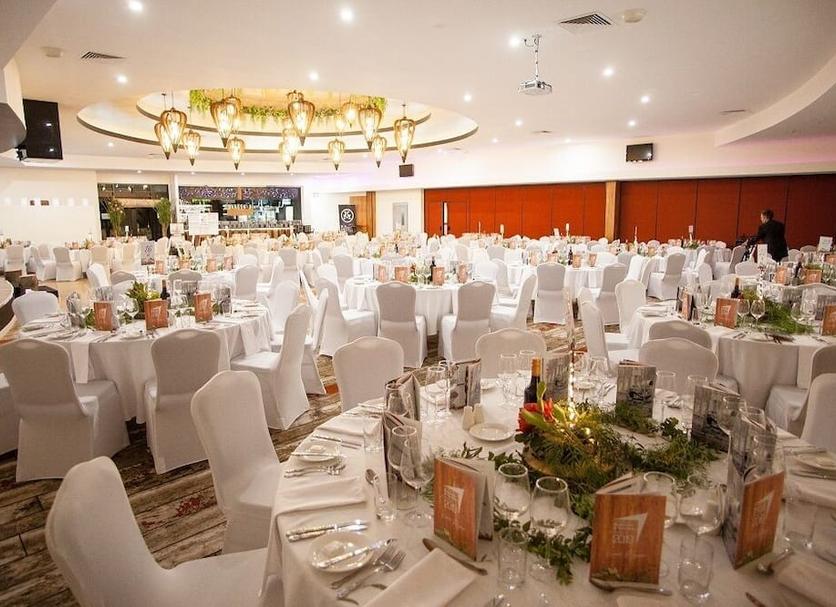 Banquet hall Photo