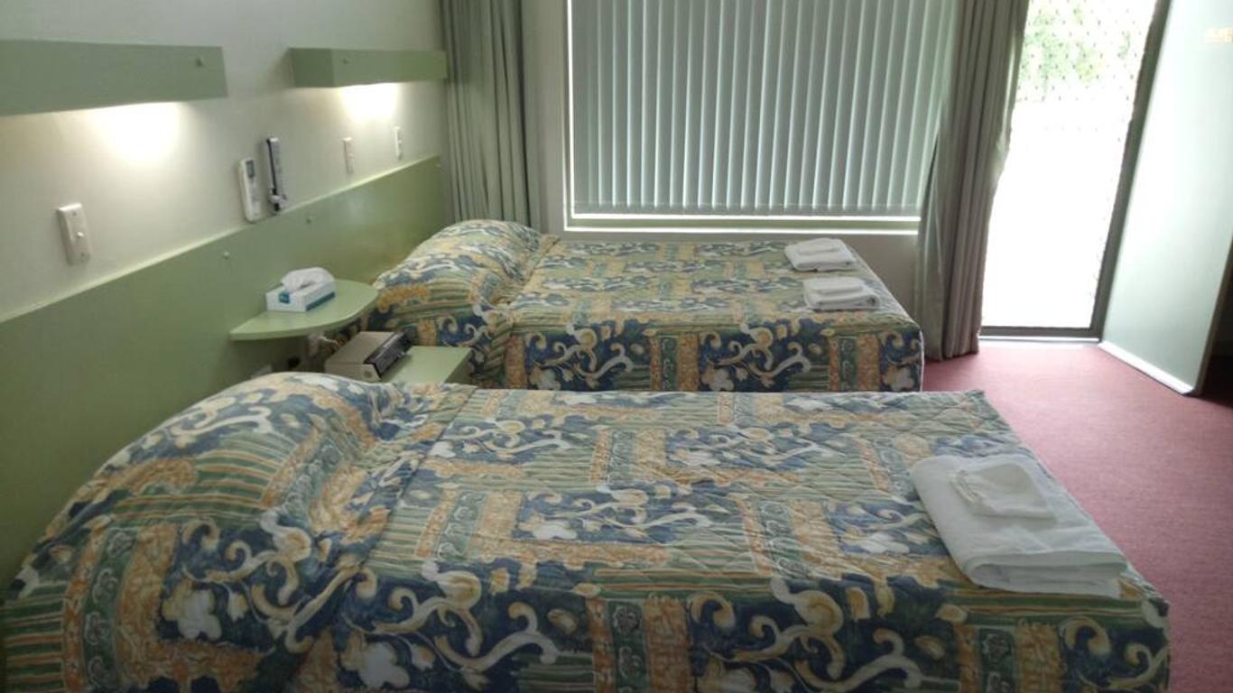Holbrook Skye Motel