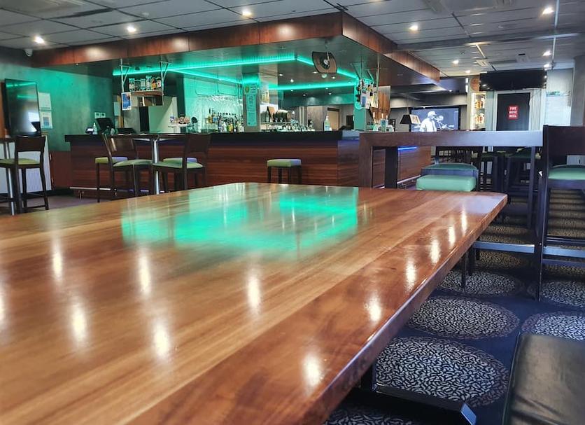 Bar Photo
