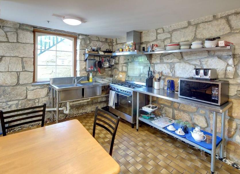 Kitchen Photo