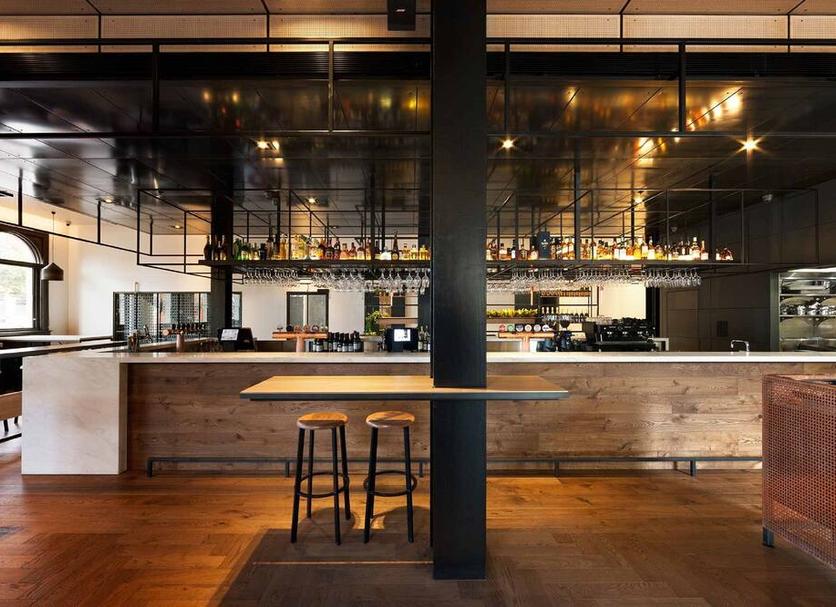 Bar Photo