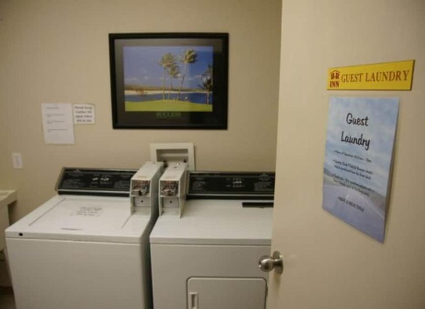 Laundry facility Photo
