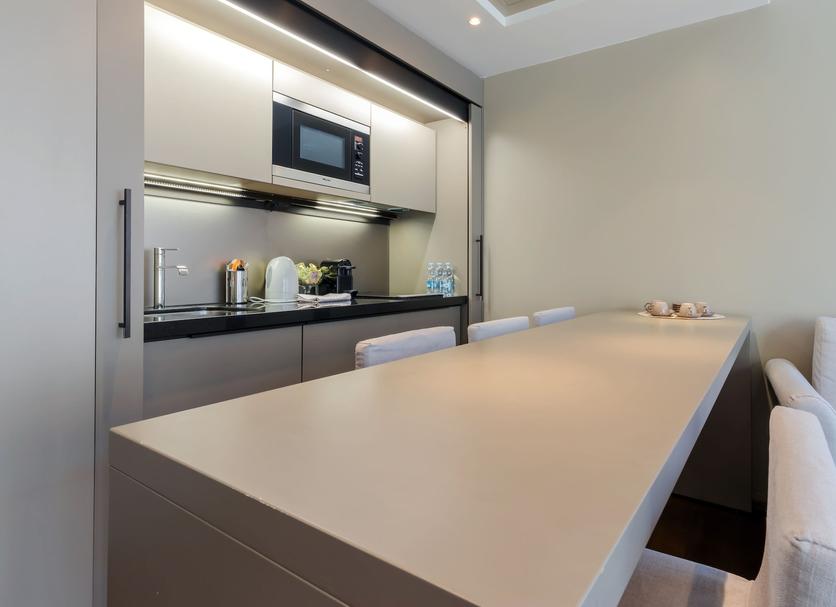 Kitchen Photo