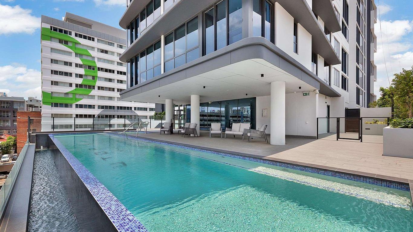 Kooii Apartments
