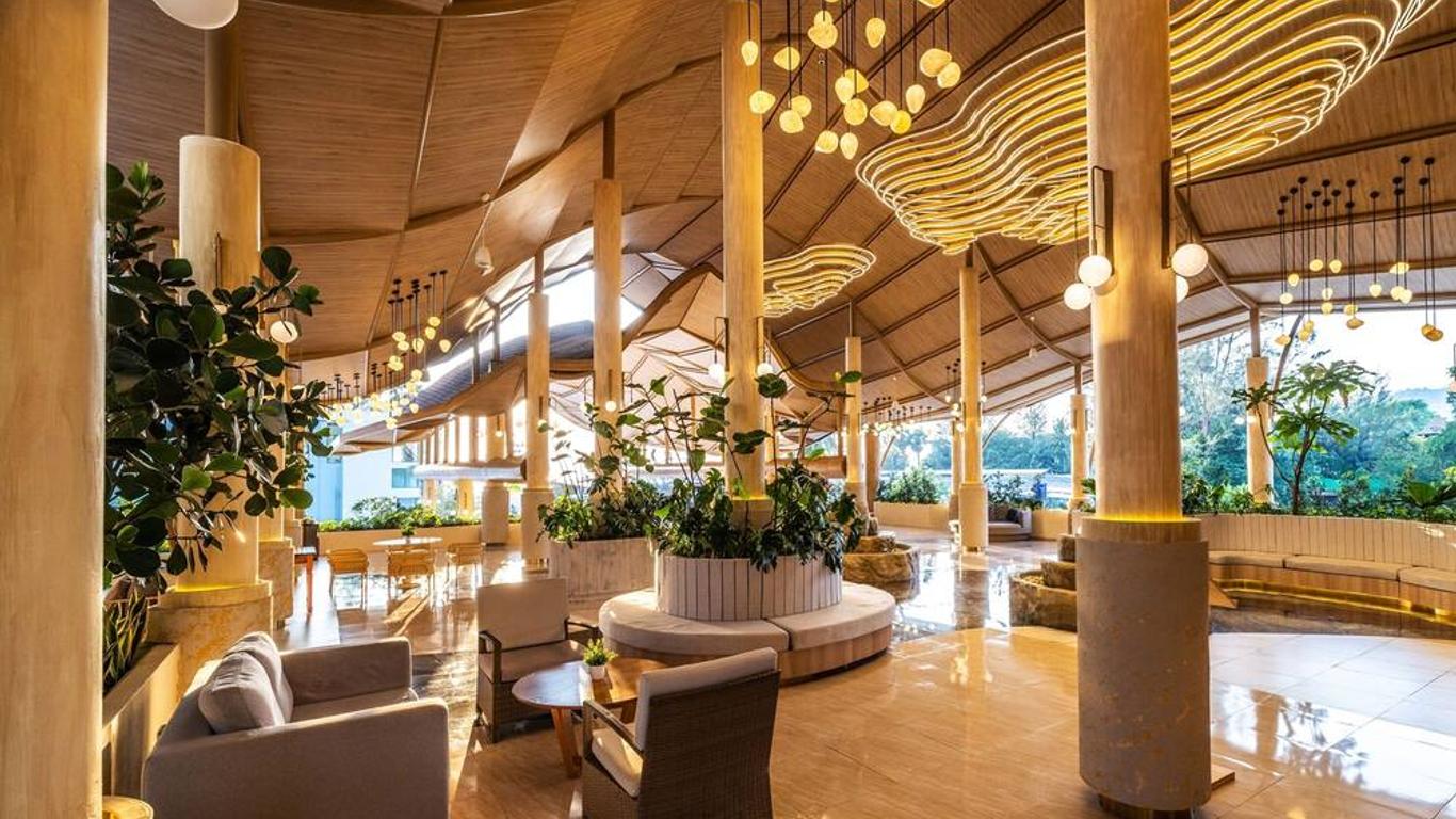 Phuket Emerald Beach Resort
