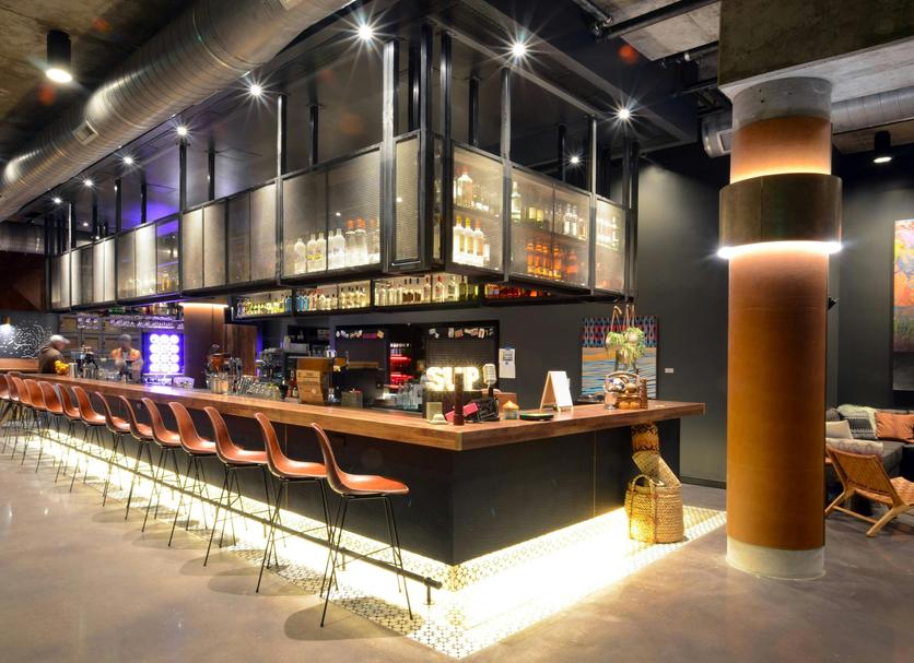 Bar Photo