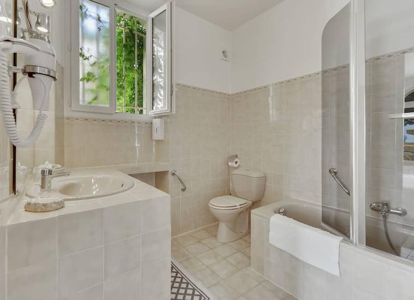 Bathroom Photo