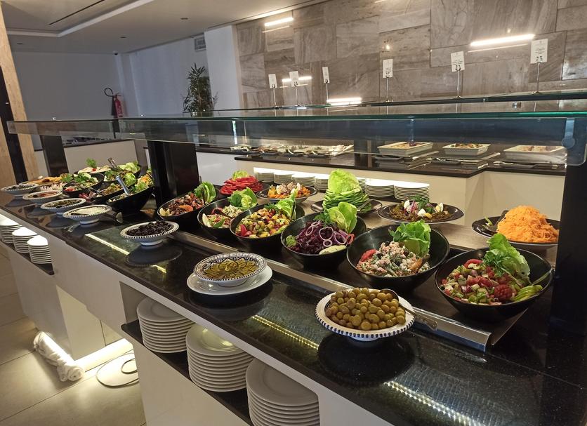 Buffet Photo