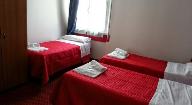 Costa d'Oro - Rimini - Bedroom