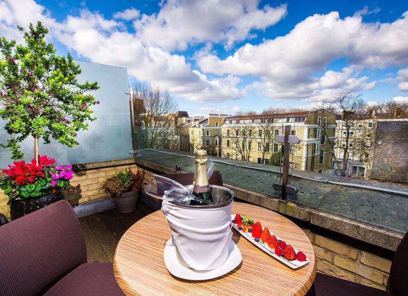 Balcony Photo