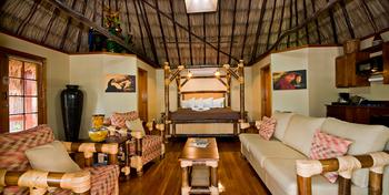 Ramon's Village Resort - San Pedro Town - Living room