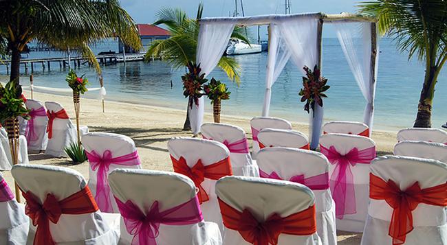 Ramon's Village Resort - San Pedro Town - Conference room
