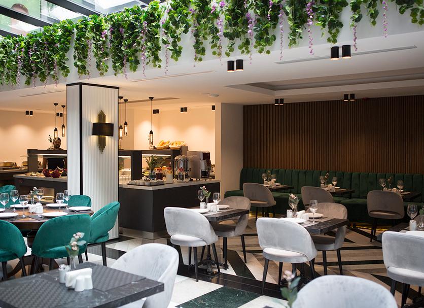 Restaurant Photo
