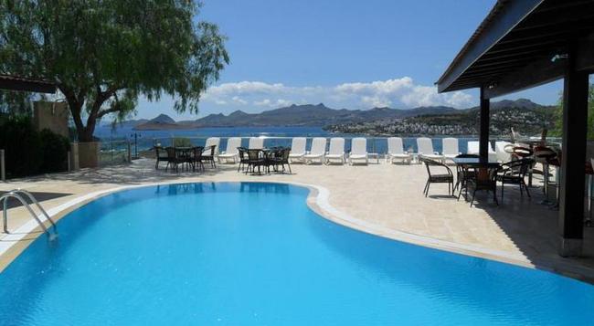 Sestra Hotel - Bodrum - Pool